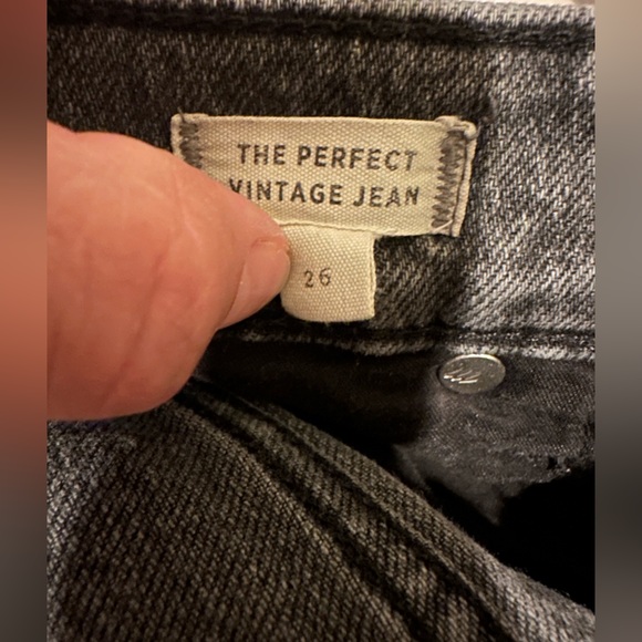 Madewell | The Perfect Vintage Jean in Lunar Wash, 26, MD711 - Picture 3 of 6